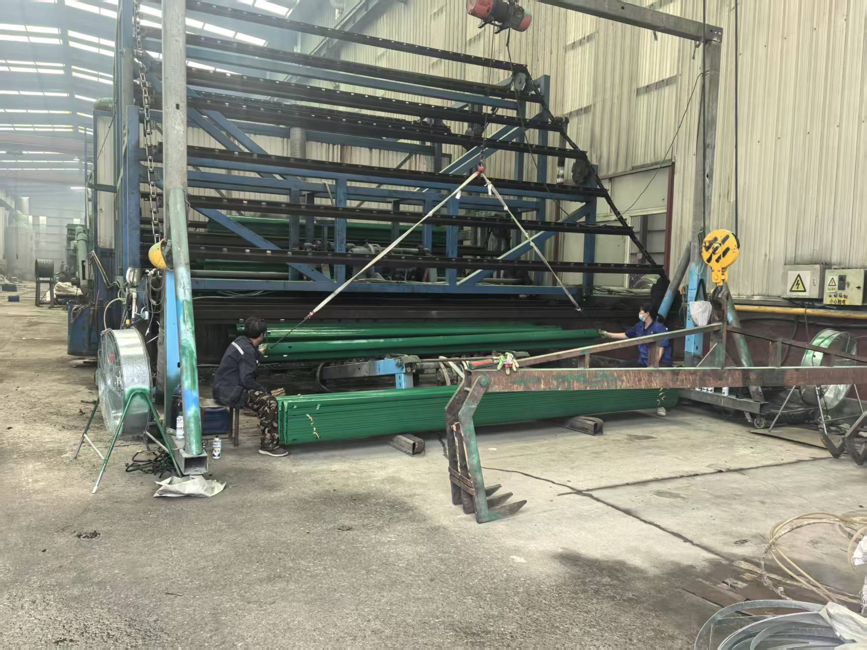临沧市波形护栏立柱环氧锌基波形护栏 - 哪里好